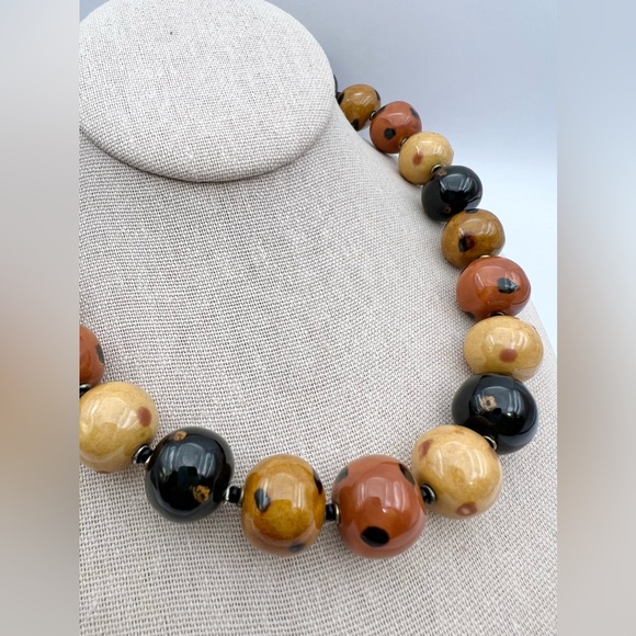 BOHEMIAN CLAY NECKLACE - Picture 8 of 9